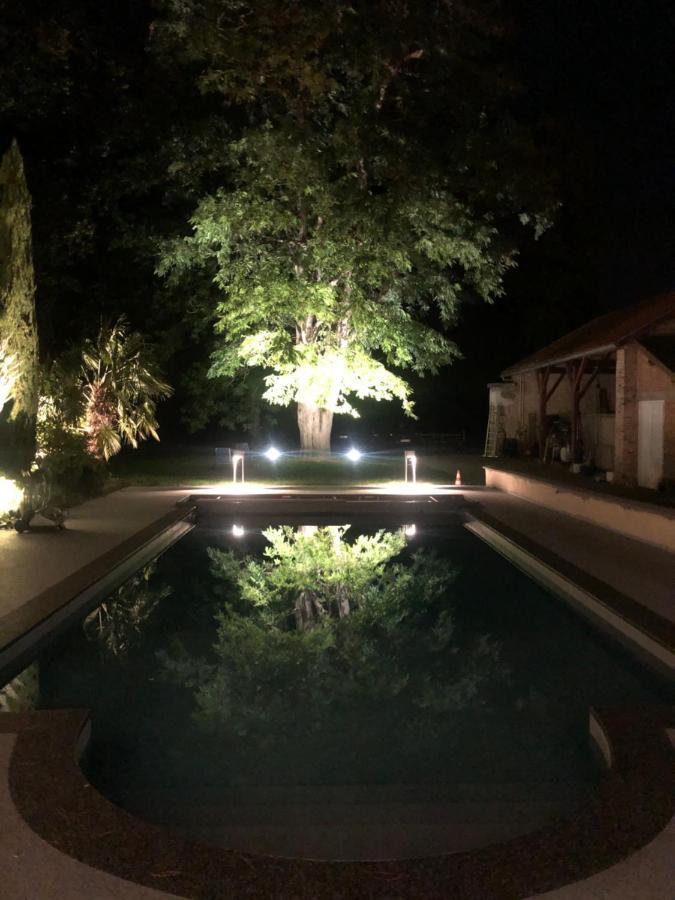 Hotel Le Pavillon De Nathalie Isles-sur-Suippe Esterno foto