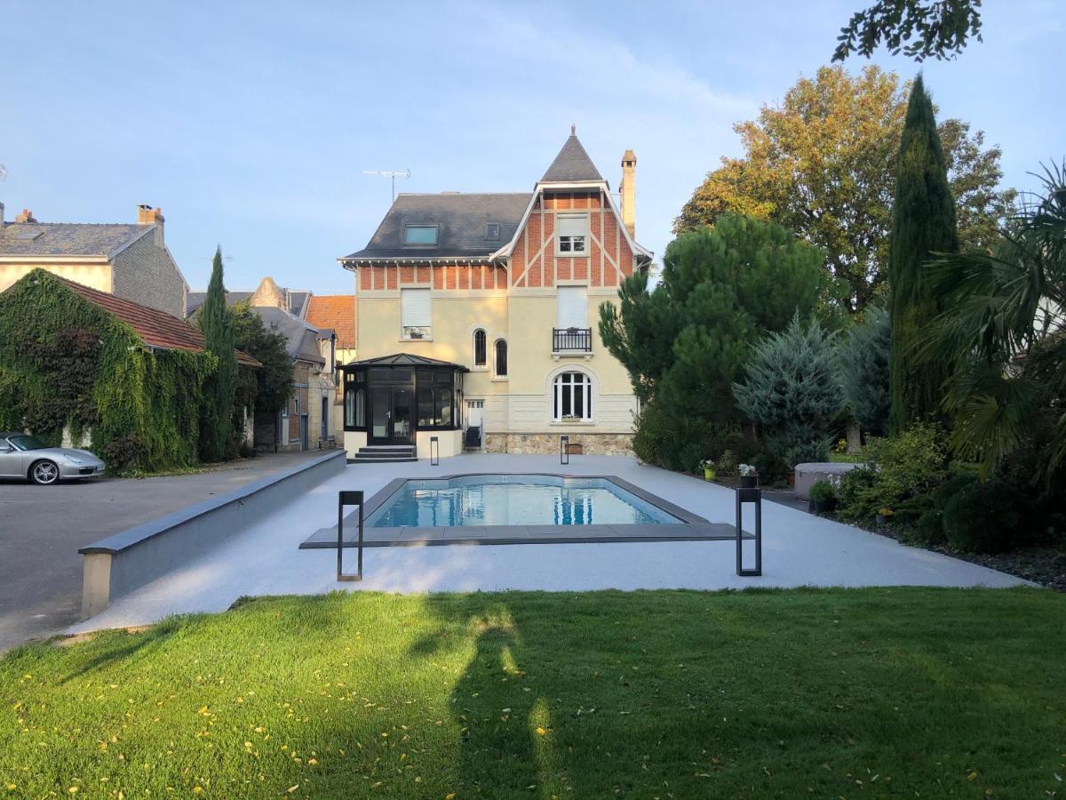 Hotel Le Pavillon De Nathalie Isles-sur-Suippe Esterno foto